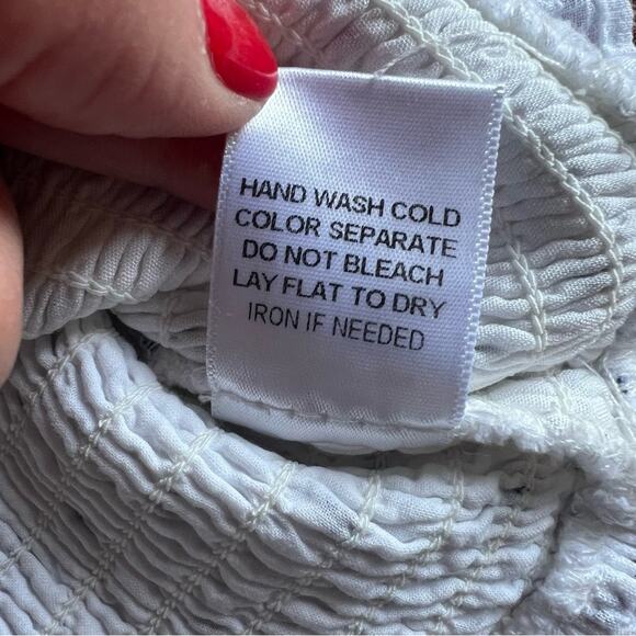 Le Lis High Praise Smocked Star Print Crop Top (White/Navy Star) Size- Medium - Picture 9 of 12